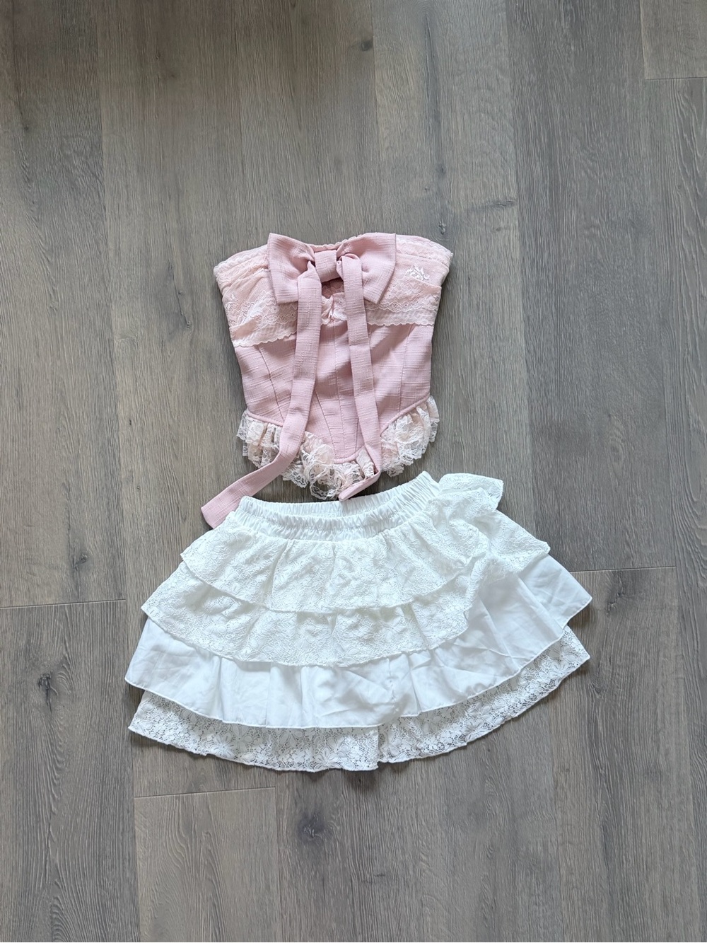 Pink Corset & White Lace Skirt Set – Size XS